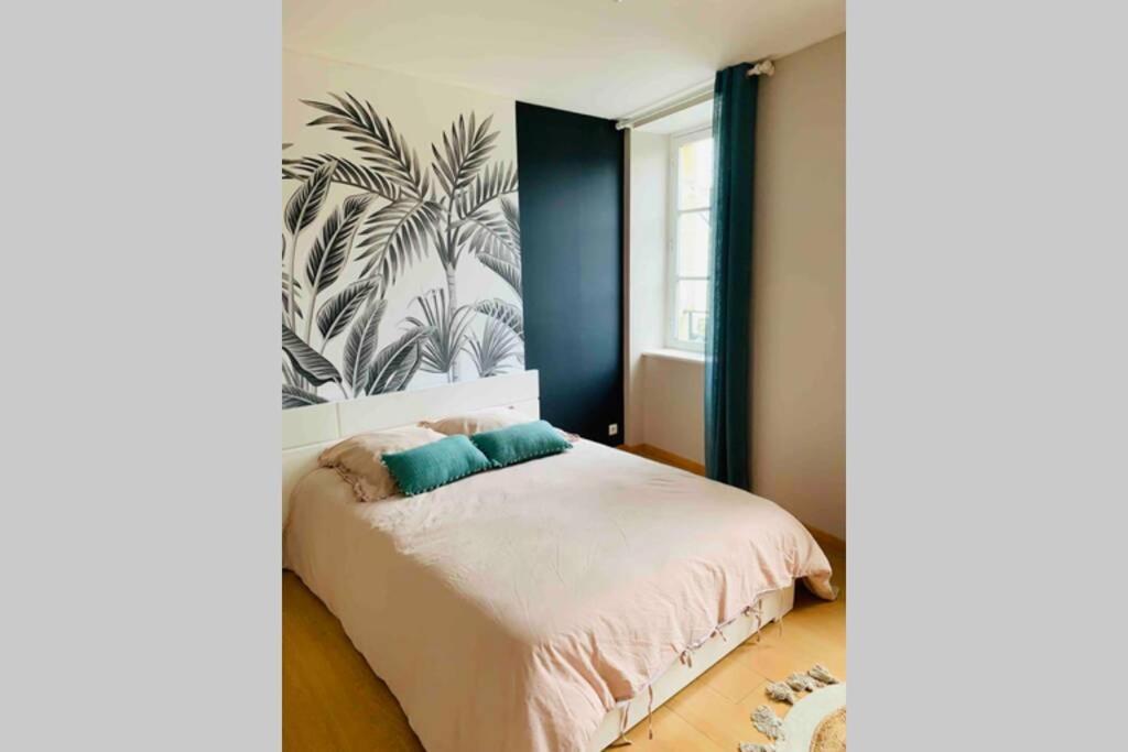 La Roseraie De L Arguenon, Appartement Charmant Centre Ville Jugon-les-Lacs Buitenkant foto